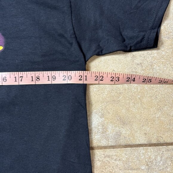 Five Nights At Freddy's Pizzaplex Neon Sign Group T-Shirt LARGE New - Picture 3 of 6